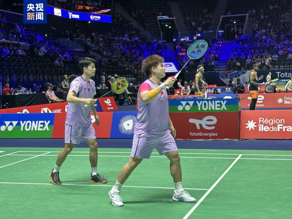 他在短短几 他在短短几