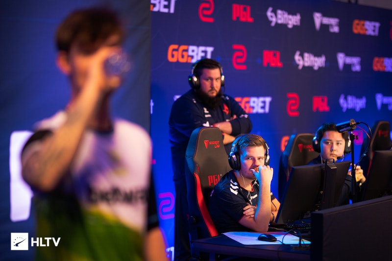 在悬念未解 在悬念未解