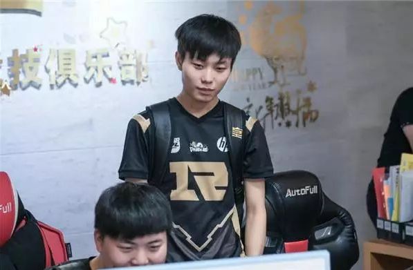 而战略选择